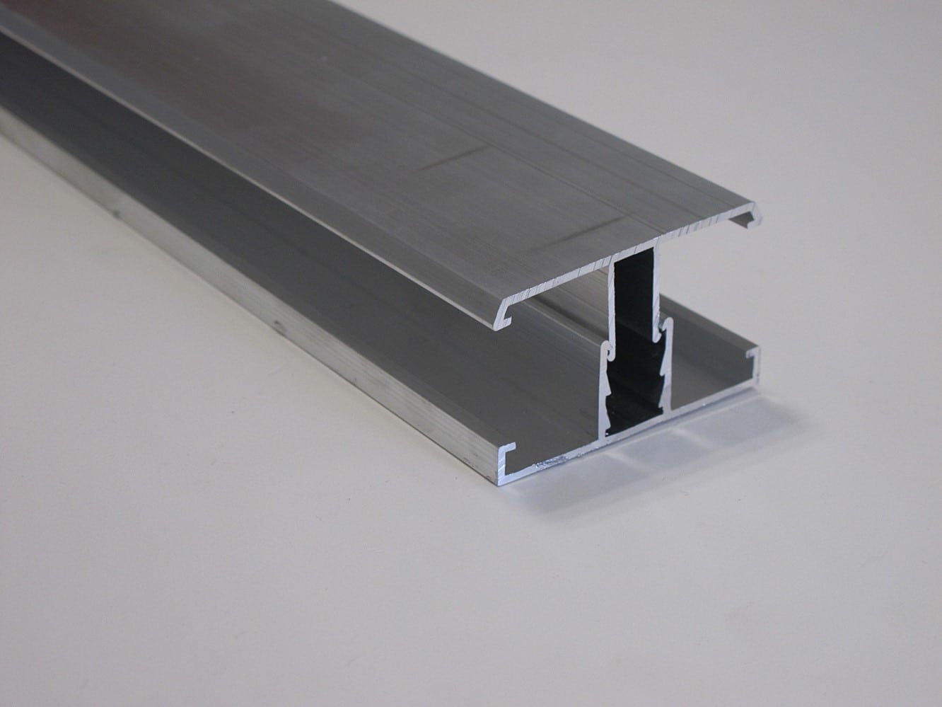 Profil aluminium de plan de travail jonction droite alu 2 bords droit 38 mm  - SPTD - Mr.Bricolage