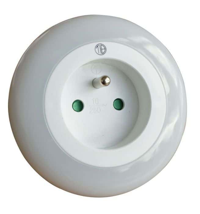 Legrand veilleuse LED avec interrupteur crépusculaire blanc