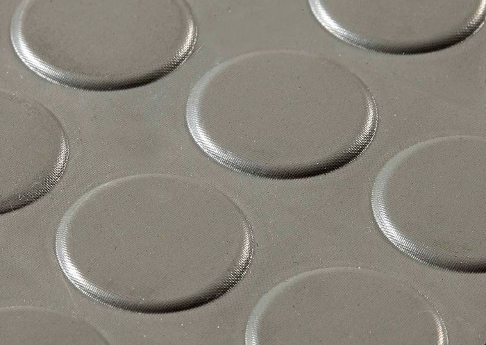 Rouleau caoutchouc pastille noir ep 3mm 1,2x10m - Mr.Bricolage